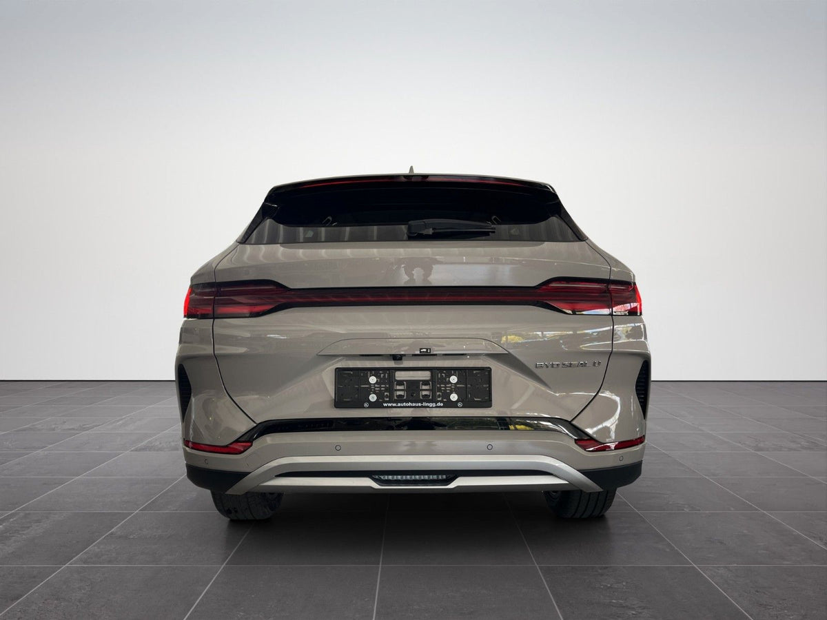 BYD Seal U