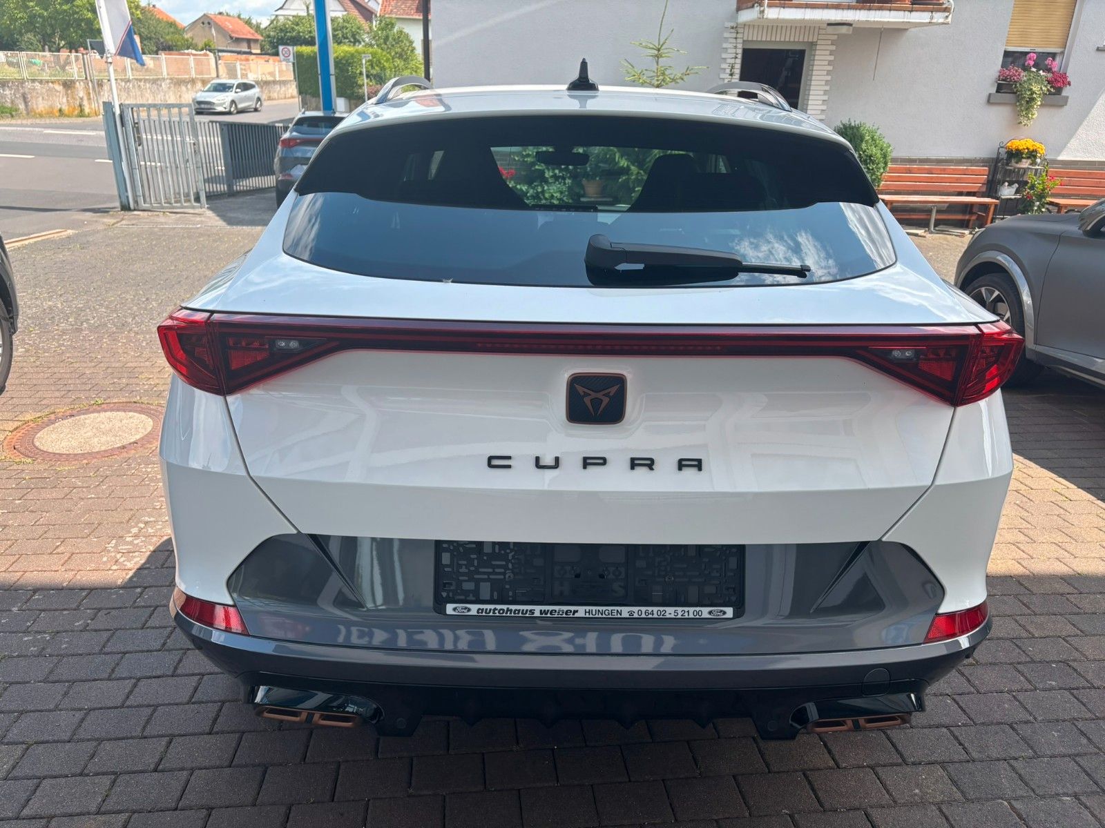 Cupra Formentor VZ e-Hybrid - Samsaru's Car Outlet