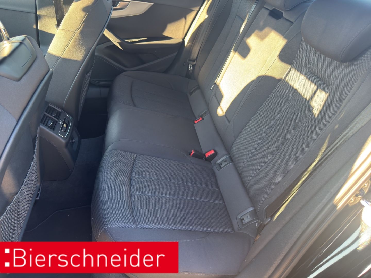 Audi A4 Lim 40 TDI qu S tronic line VIRTUAL COCKPIT L