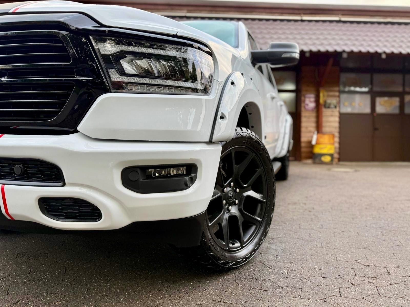 Dodge 5,7L*4X4*AHK*OFF-ROAD*BÜGEL*LONG BED*GARANTIE*