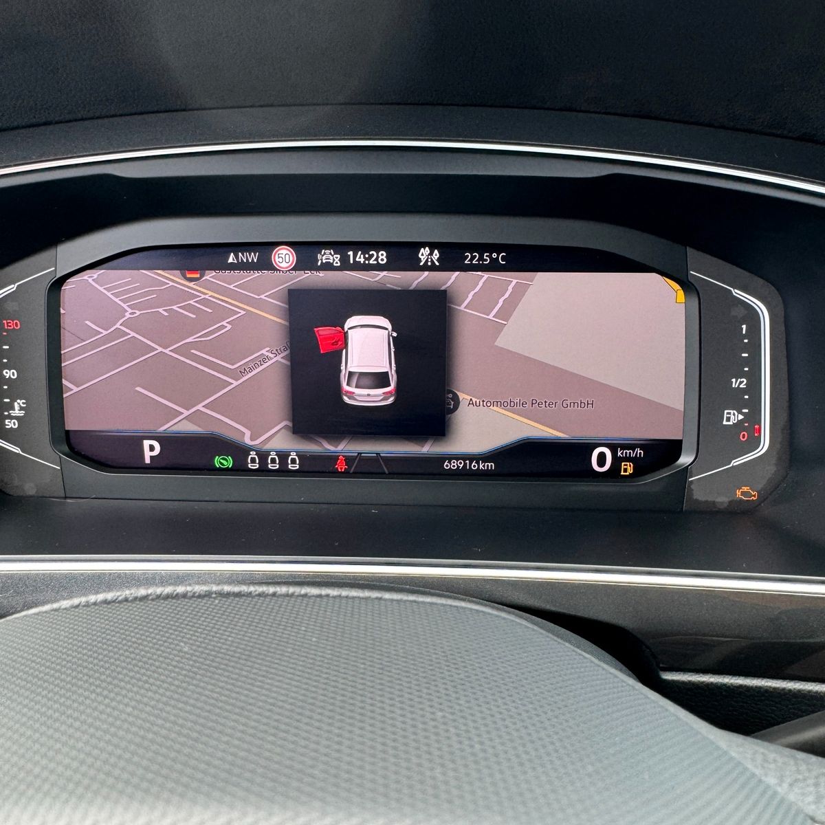 Volkswagen Tiguan 1.5 TSI - Samsaru's Car Outlet