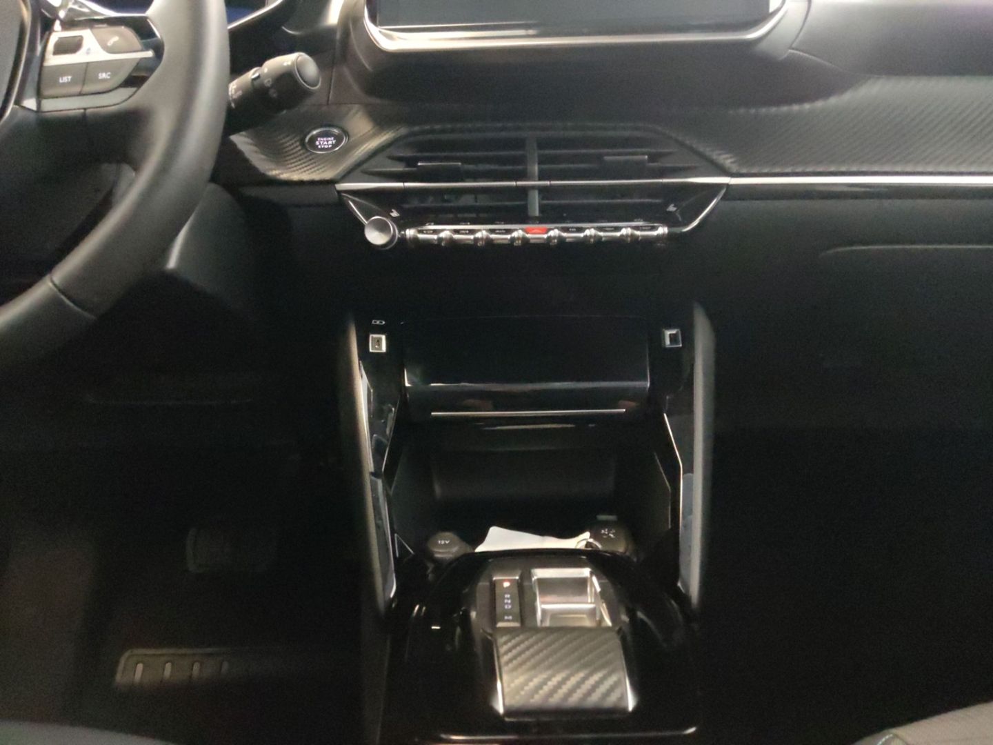 Peugeot 208 1.2 PureTech 100 Allure Automatik - Samsaru's Car Outlet
