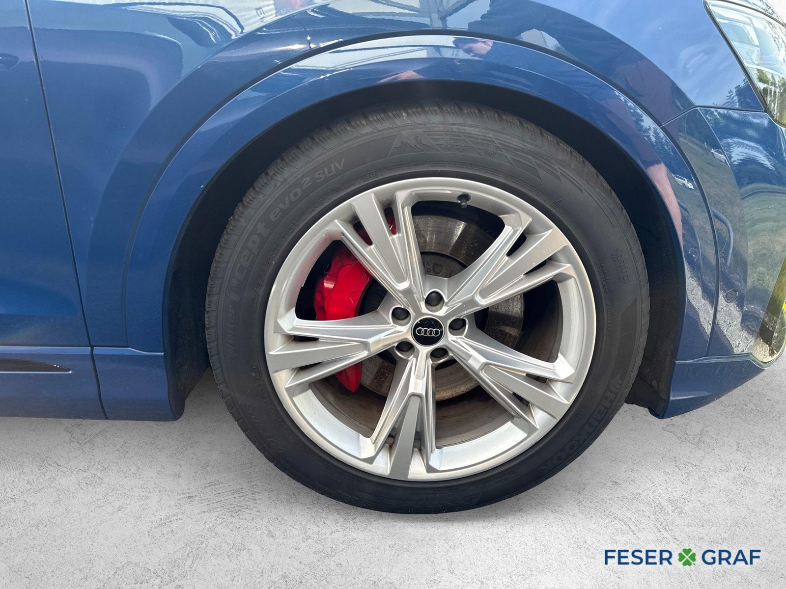 Audi Q8 SUV TFSI e 60 quattro - Samsaru's Car Outlet