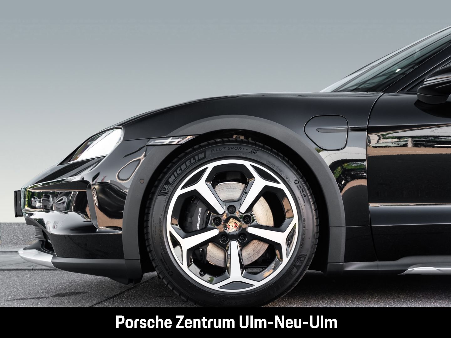 Porsche Taycan 4 Cross Turismo HD-Matrix ACC BOSE 20-Zol