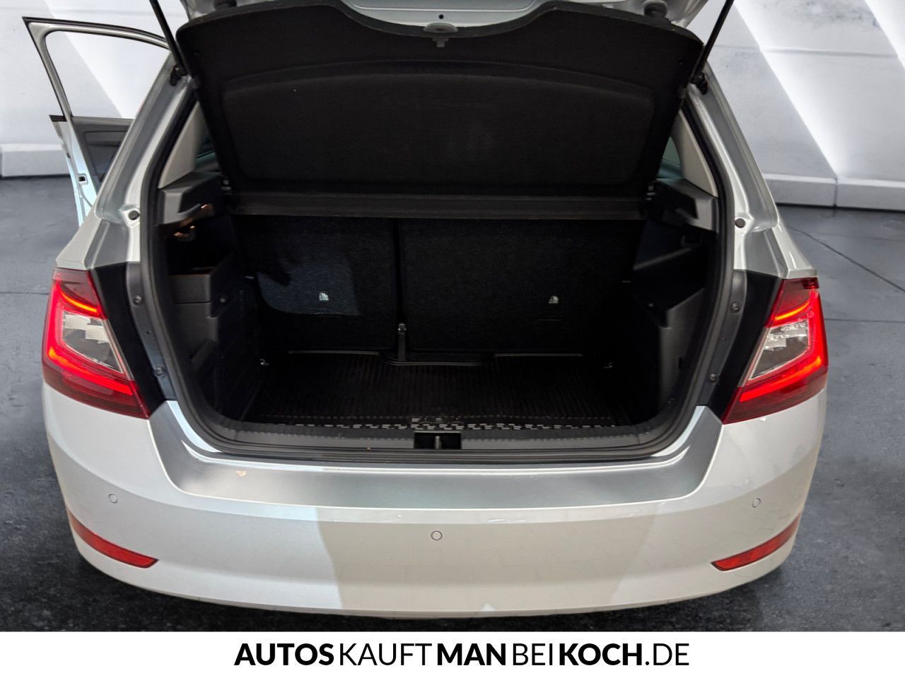 Skoda Fabia 1.0 TSI DSG - Samsaru's Car Outlet