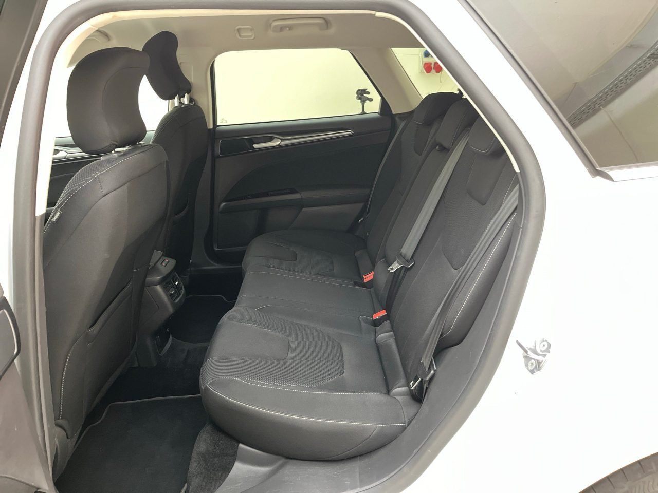 Ford Mondeo 2.0 EcoBlue Titanium - Samsaru's Car Outlet