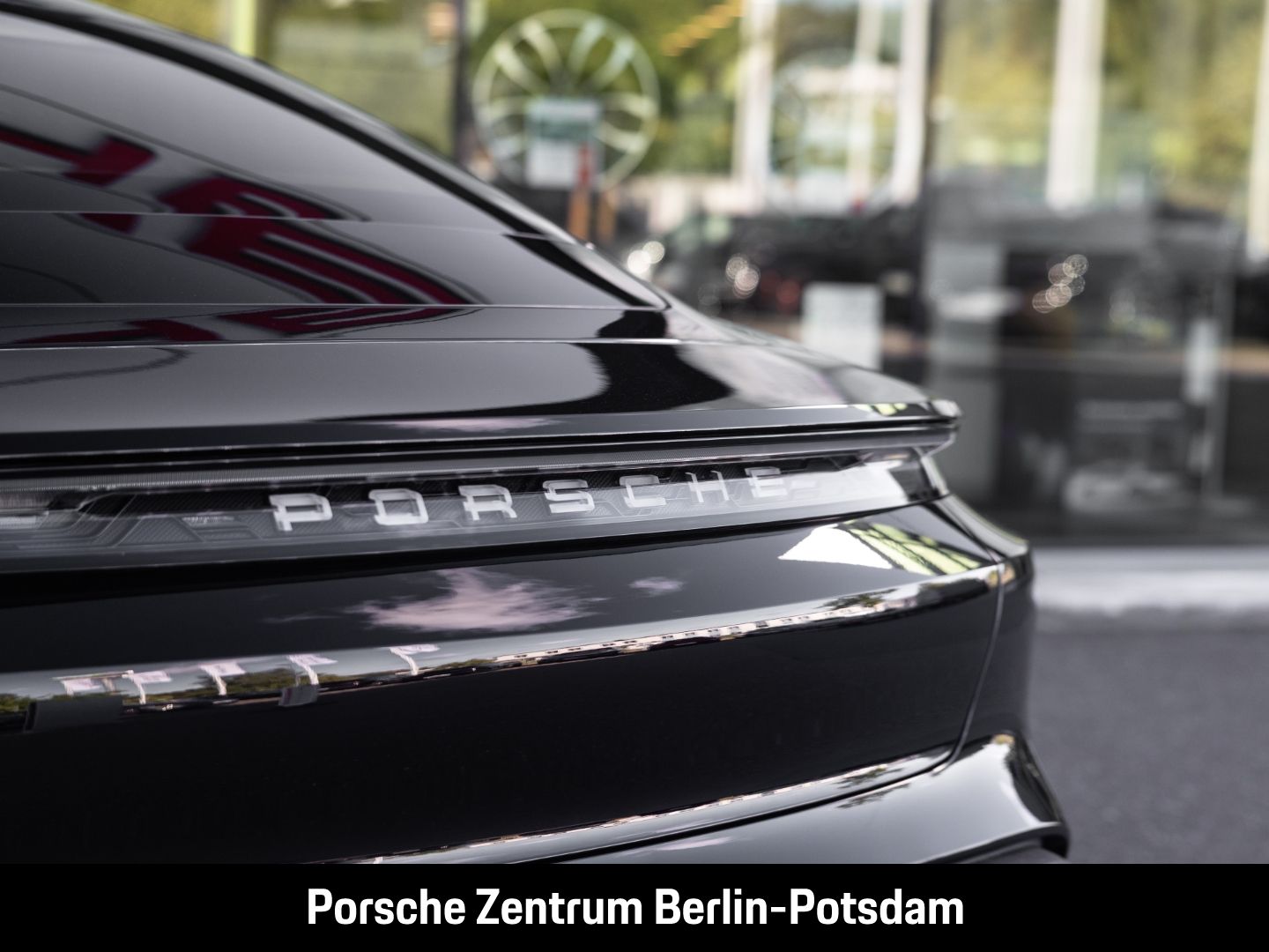 Porsche Taycan Turbo S BOSE Sport-Chrono Paket LED-Matri