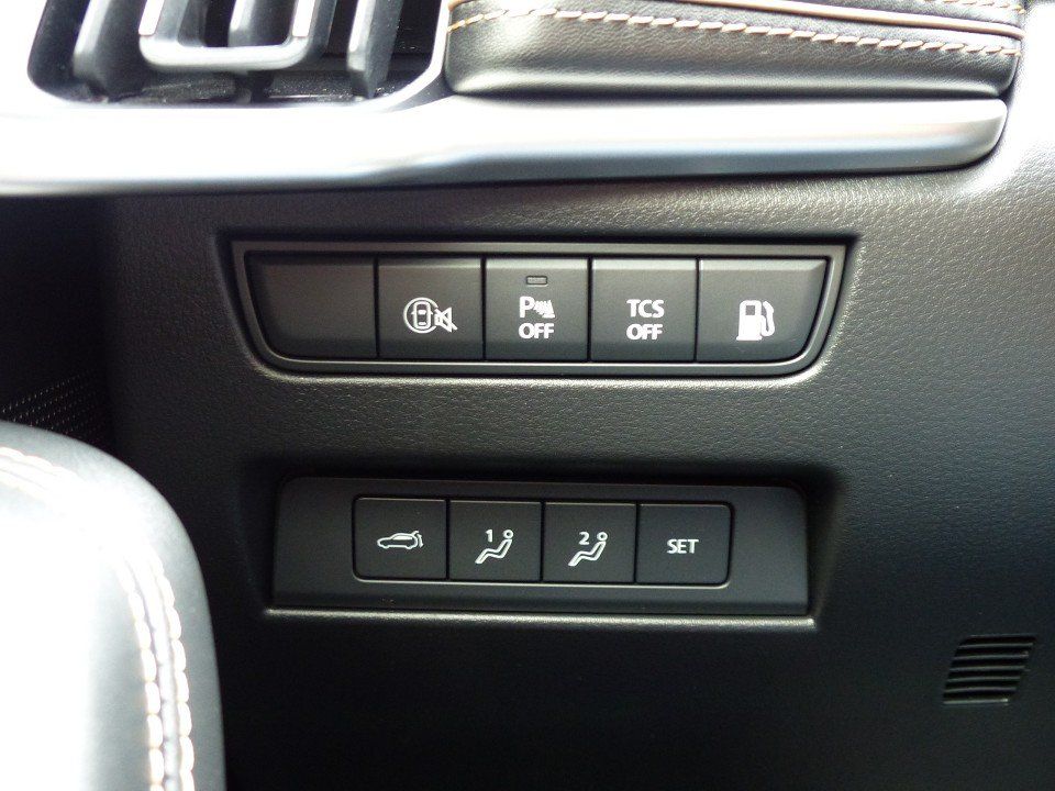 Mazda CX-80 2.5L e-SKYACTIV PHEV Homura Plus mit Anhän