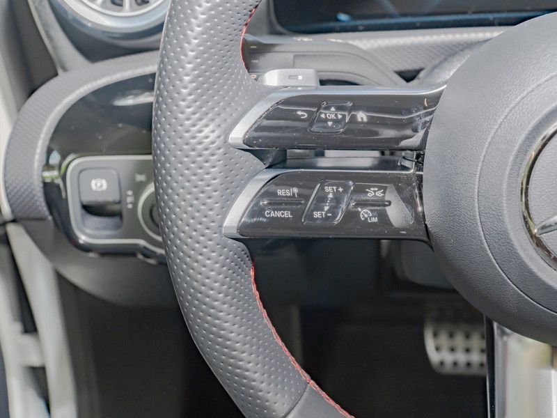 Mercedes-Benz CLA 250 4M Coupé AMG - Samsaru's Car Outlet