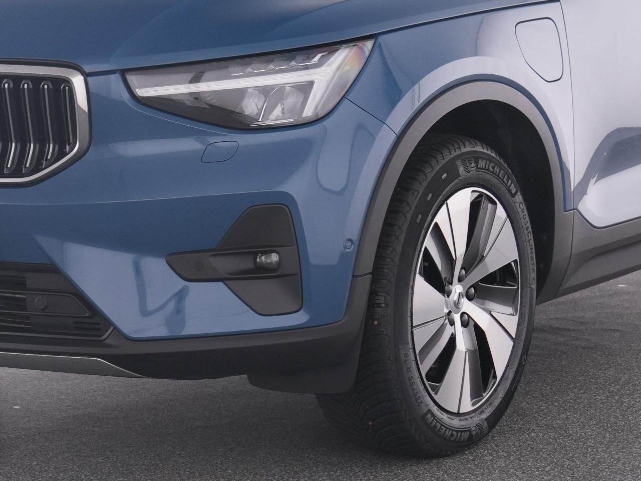 Volvo XC40 T4 Plus Bright Plug-In - Samsaru's Car Outlet