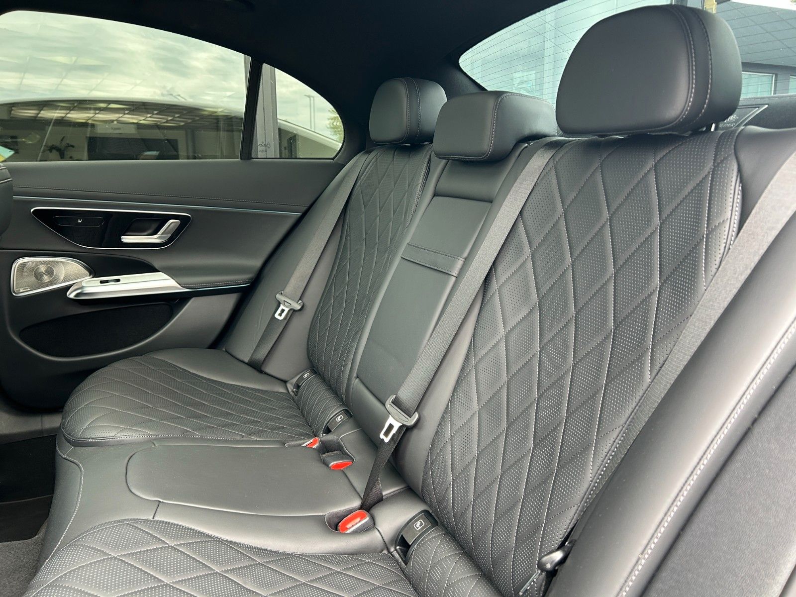 Mercedes-Benz E 450d 4M AMG VOLL,HUD, AIRMA., NAPPA, SUPERSCR