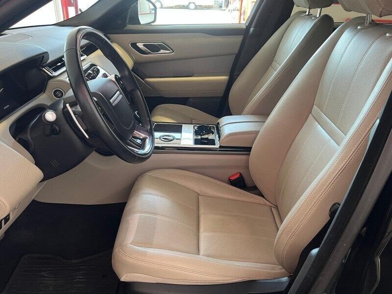 Range Rover Velar 2 - Samsaru's Car Outlet