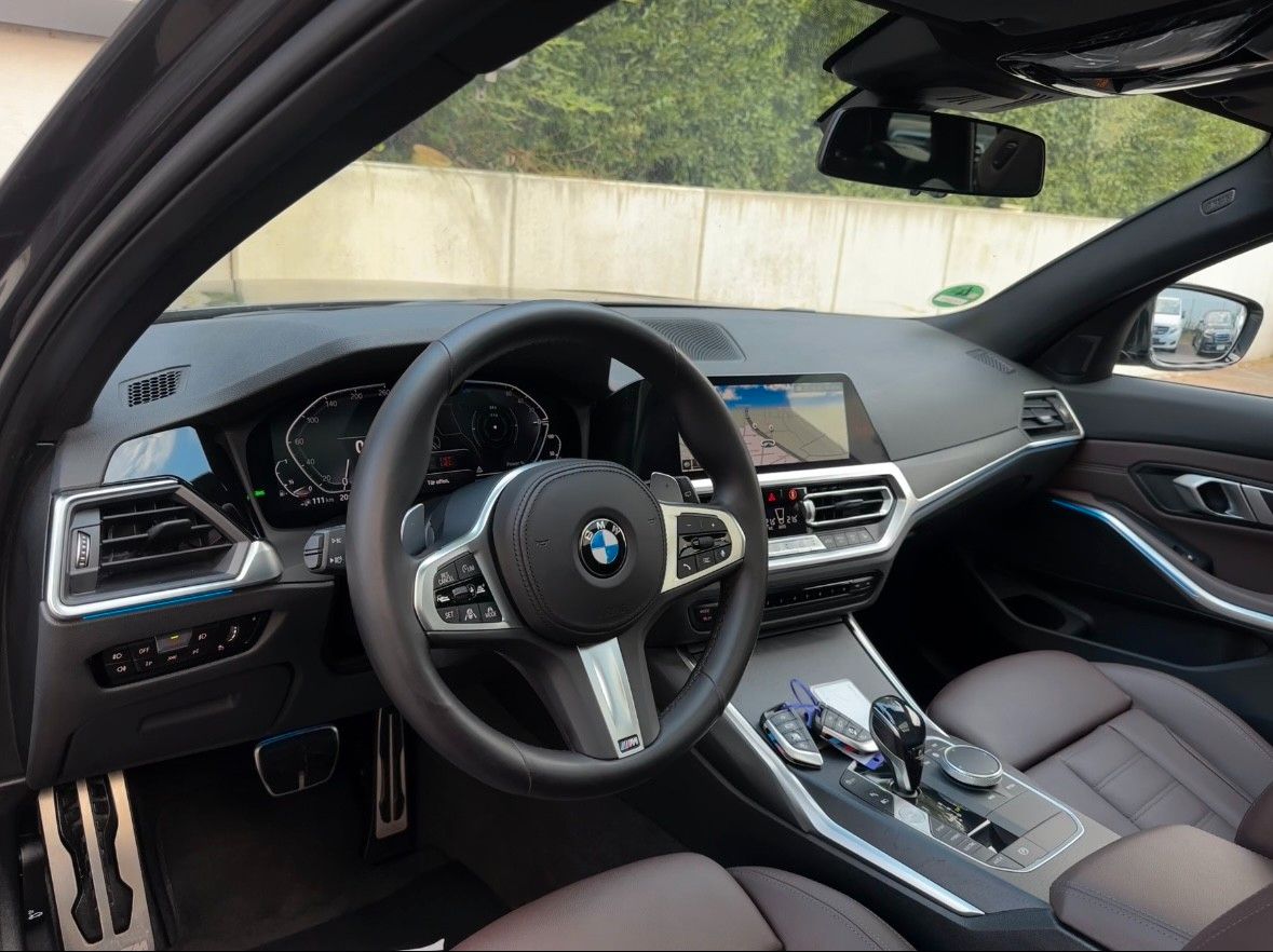 BMW 330e M Sport Shadow - Samsaru's Car Outlet