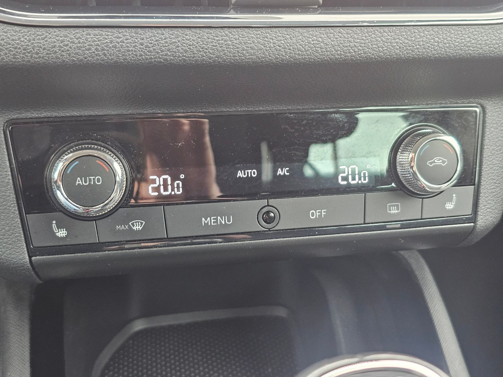 Skoda Kamiq Style - Samsaru's Car Outlet