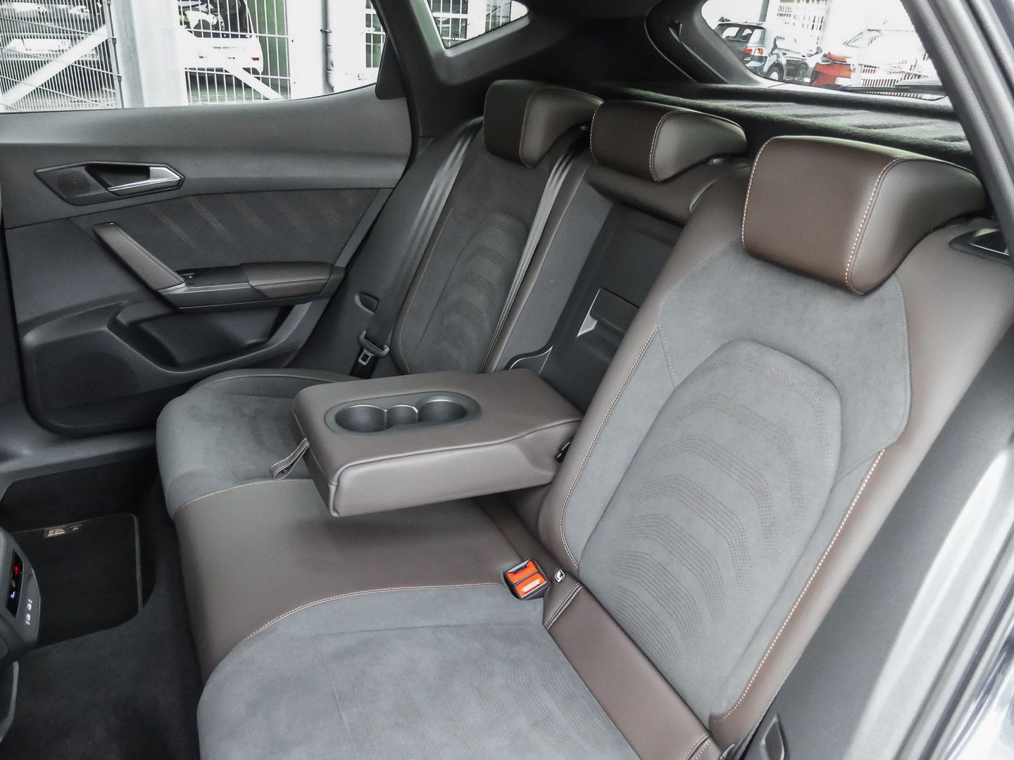 Cupra Formentor  VZ 2.0TSI 4DRIVE DSG BREMBO+AKRAPOVIC