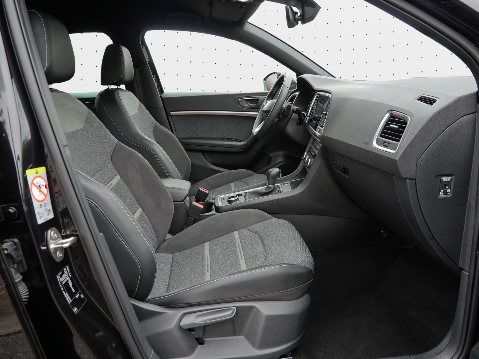 Seat Ateca Xperience 2.0 TDI LED*AHK*RFK*ACC*Navi
