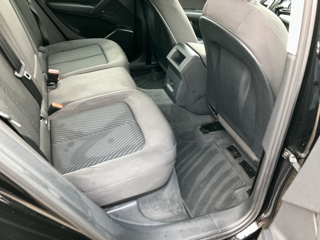 Audi Q5 35 TDI Tiptronic - Samsaru's Car Outlet