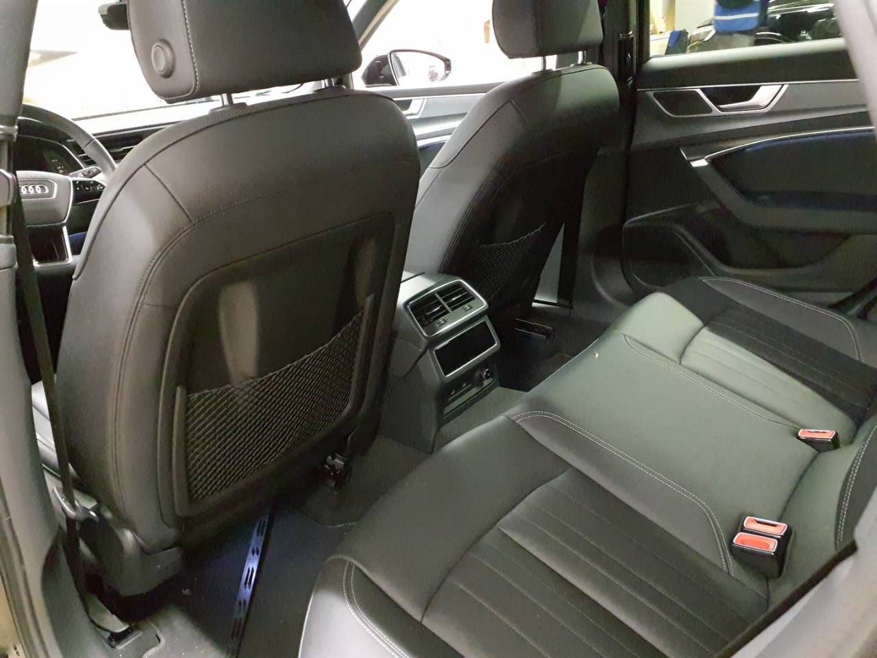 Audi A6 Avant 40 TDI quattro Black - Samsaru's Car Outlet