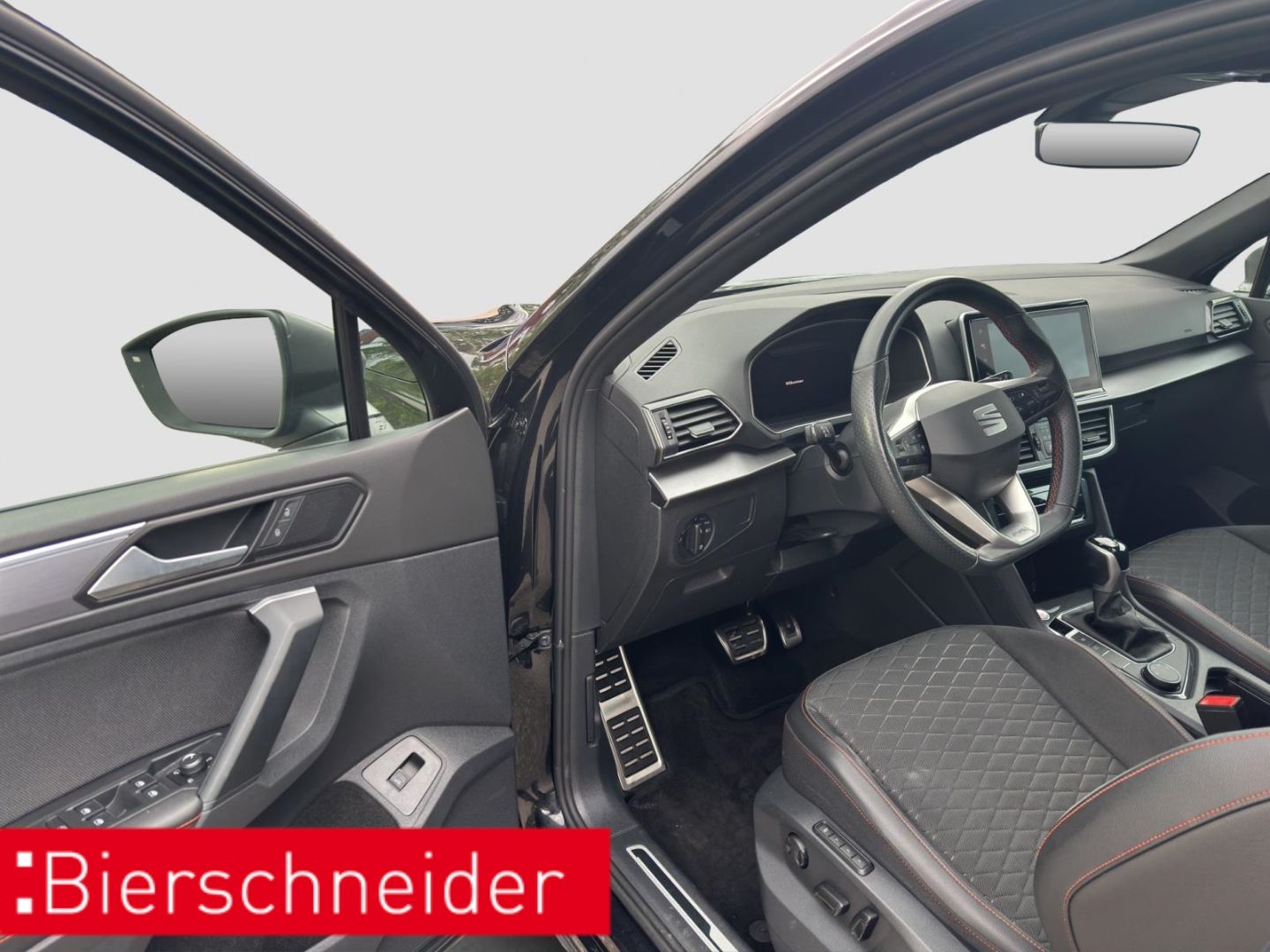 Seat Tarraco 2.0 TDI DSG AB282EUR FR AHK NAVI REAR SH