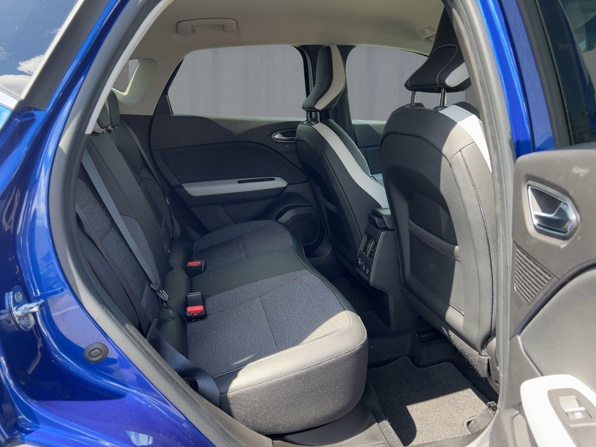 Renault Captur EDITION ONE E-TECH Plug-In HYBRID - Samsaru's Car Outlet