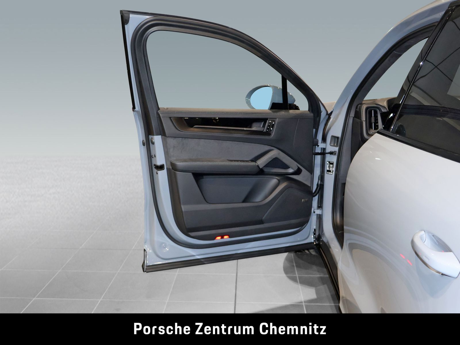 Porsche Cayenne GTS HA-Lenkung;Chrono;Head-Up;Pano