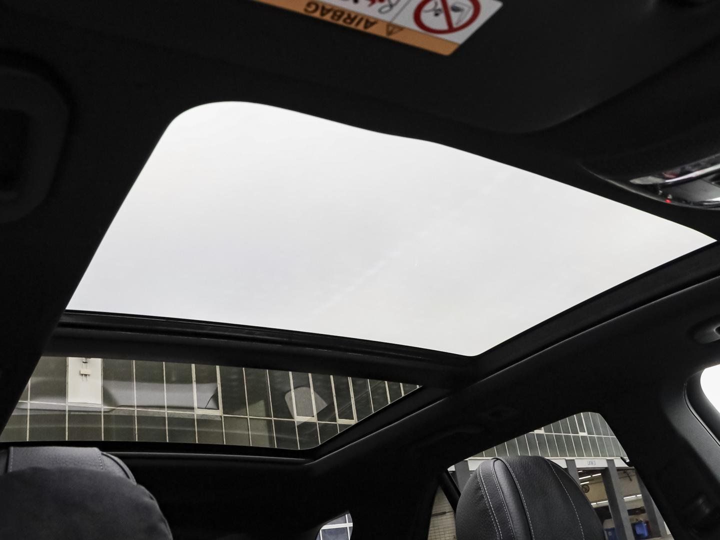 Mercedes-Benz GLE 450 4M AMG Distronic Mulitbeam Panorama AHK