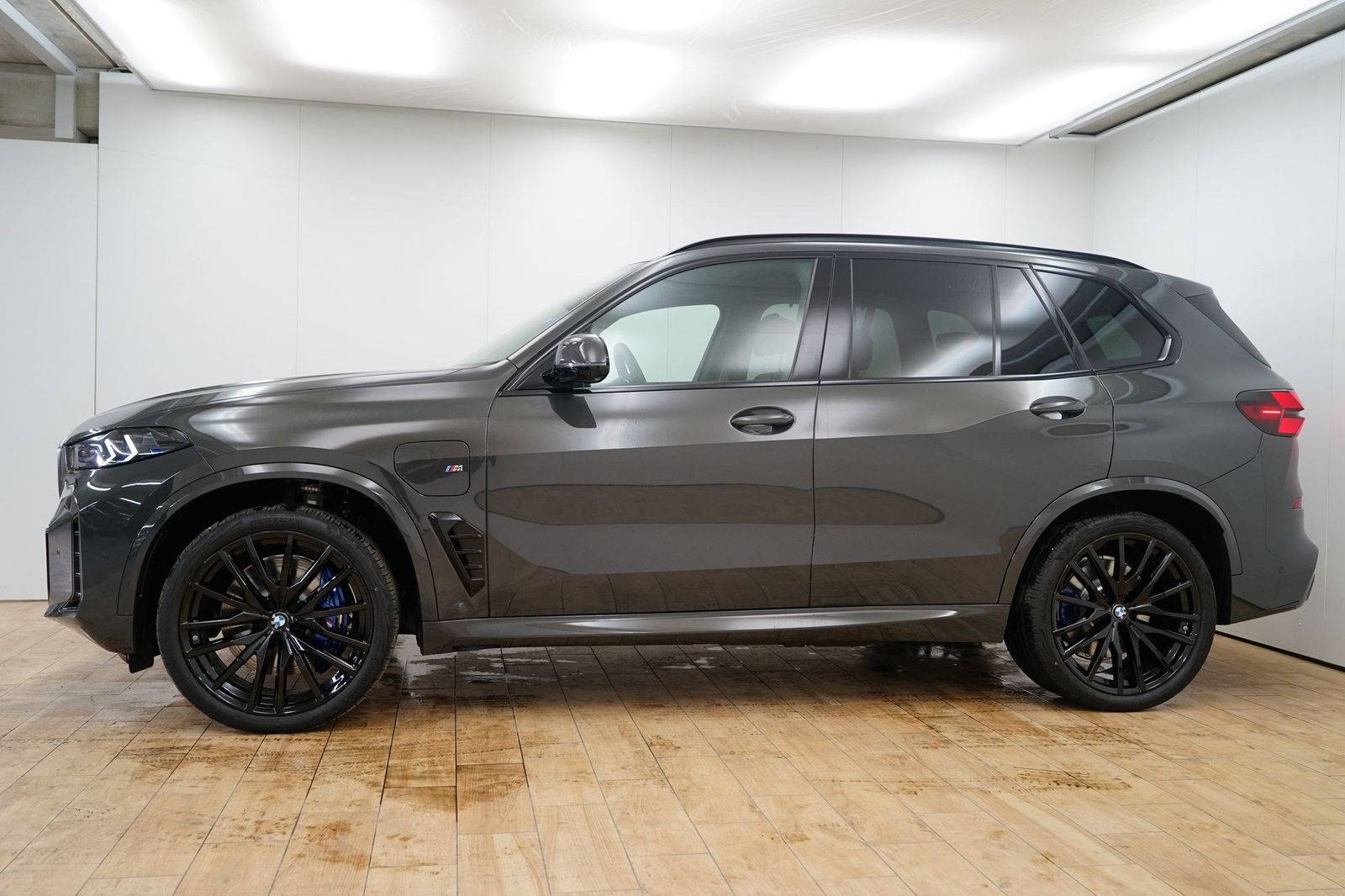 BMW X5 xDrive50e [M Sport, HUD, AHK, ACC, GSD, 22" L