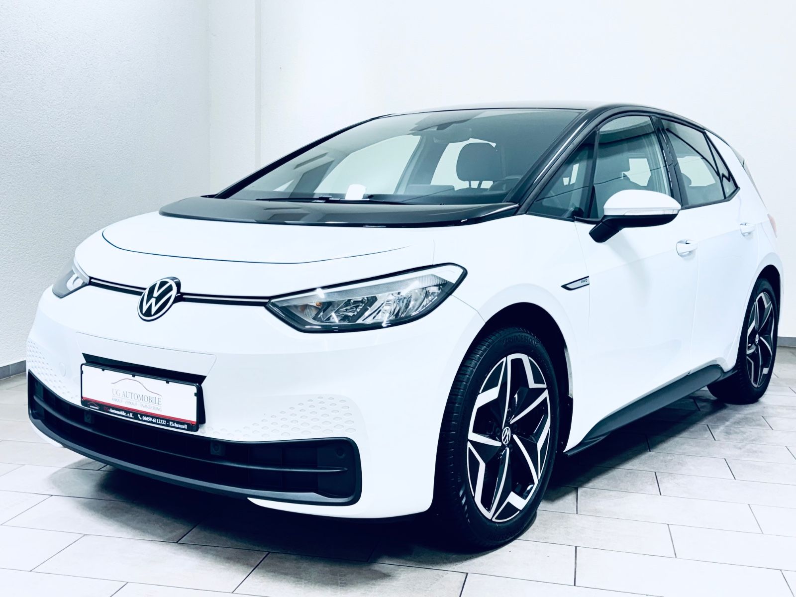 Volkswagen ID.3 Pro Performance 150 kW Life - Samsaru's Car Outlet
