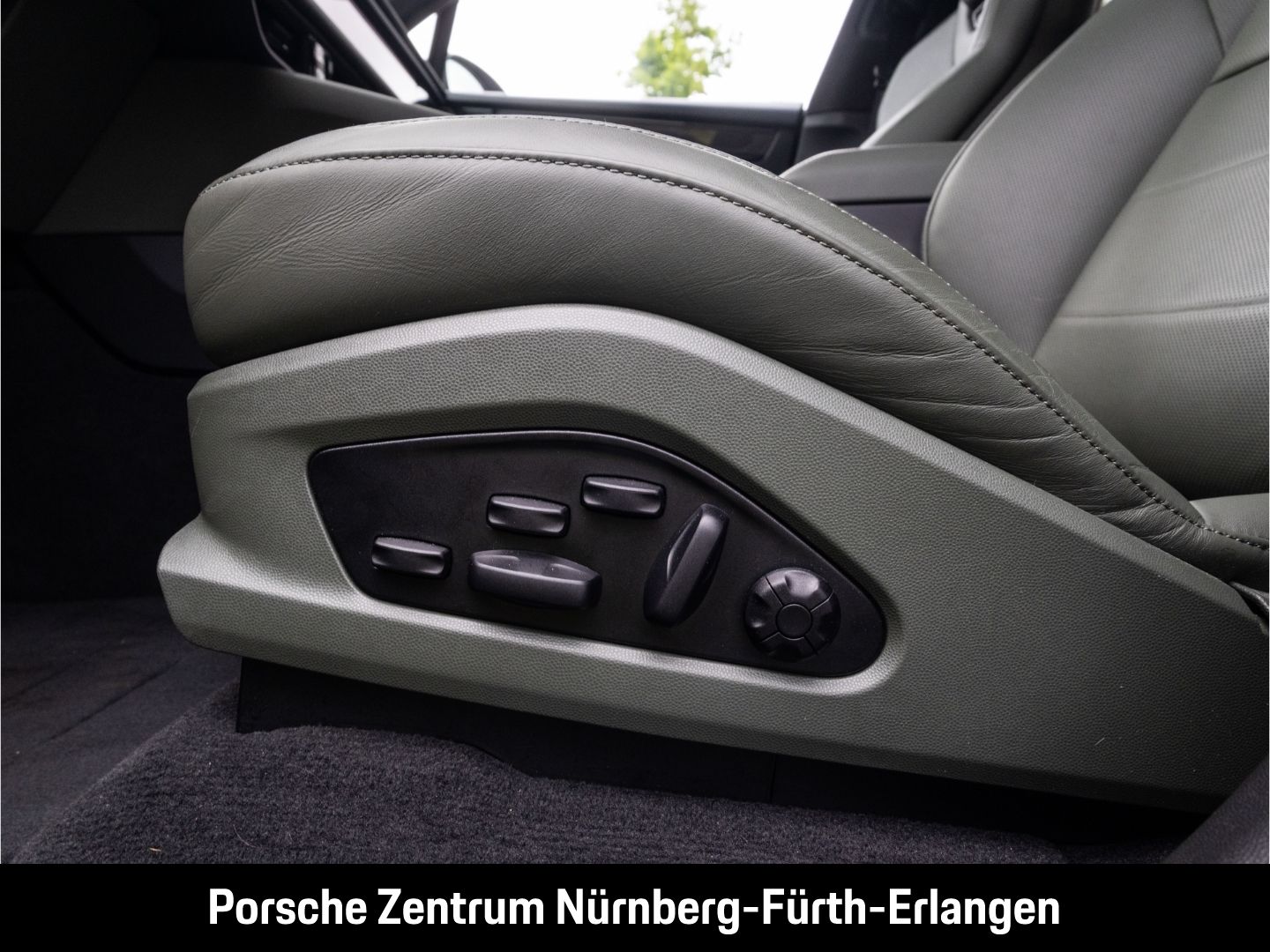 Porsche Macan Turbo Sitzbelüftung Matrix-LED Head-Up-Dis