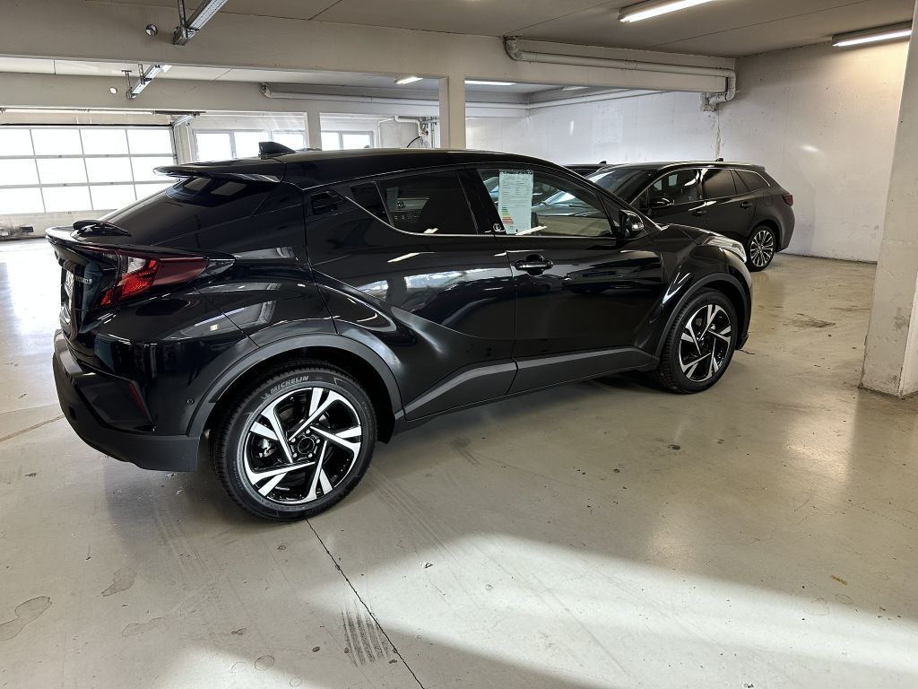Toyota C-HR Hybrid Team Deutschland