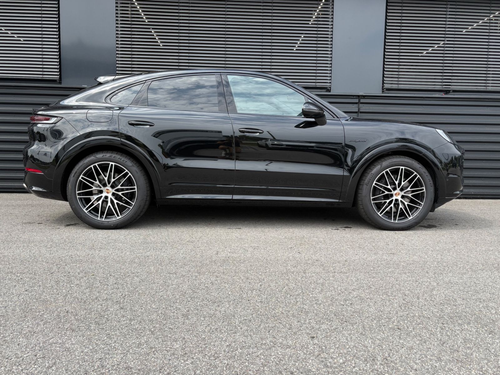 Porsche Cayenne Coupe E-Hybrid Black ED-HAL-SPORTDESIGN
