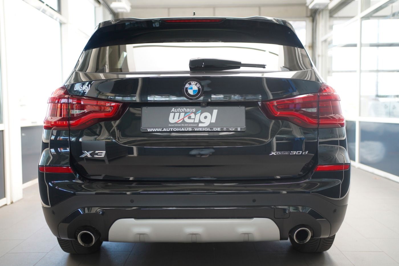 BMW X3 xLine 30d - Samsaru's Car Outlet