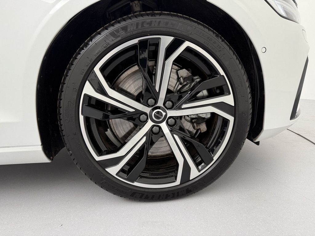 Volvo V60 T6 AWD Ultra Dark Recharge Plug-In Hybrid *A