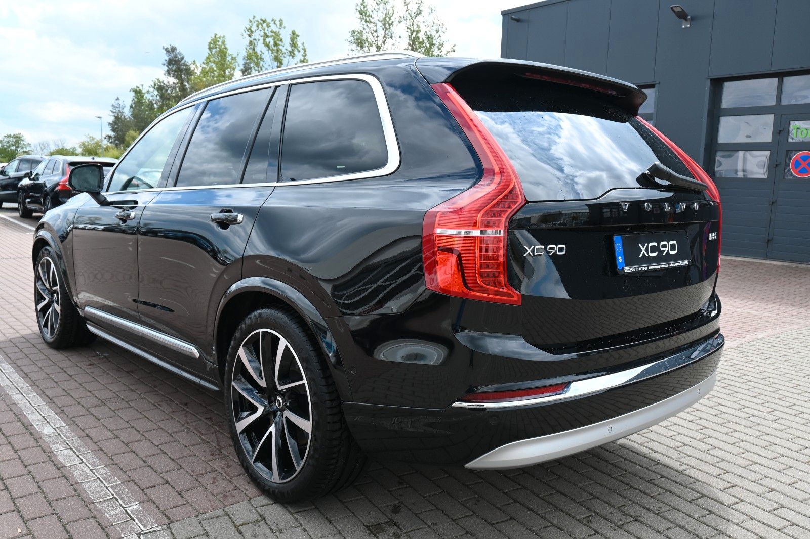 Volvo XC90 B5D AWD Inscription*LUFT*STDHZG*360*AHK*ACC
