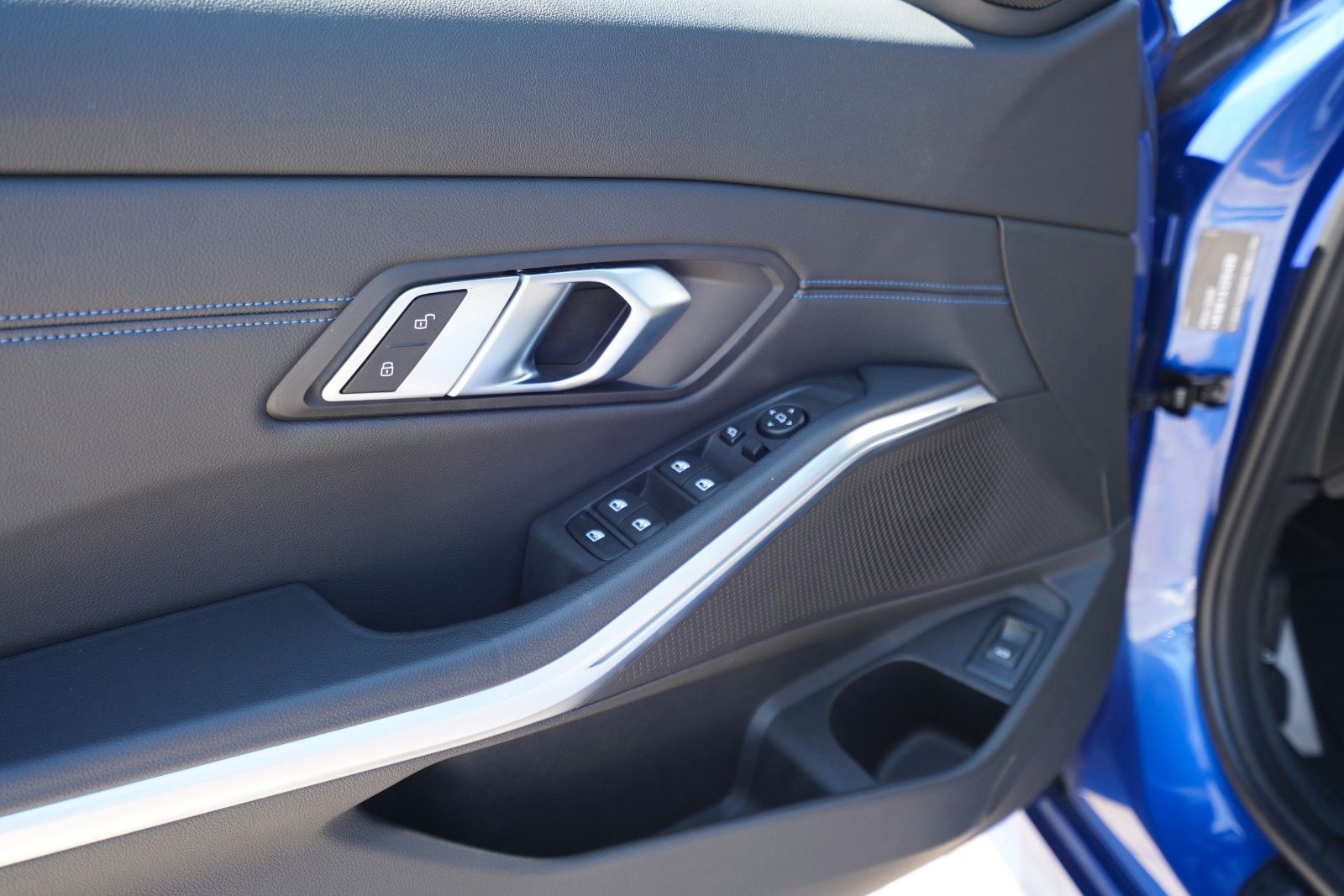 BMW 320d xDrive M Sport - Samsaru's Car Outlet