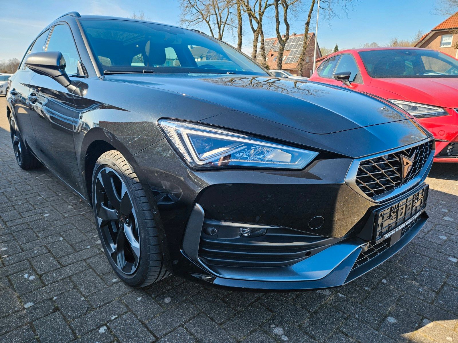 Cupra Leon Sportstourer - Samsaru's Car Outlet