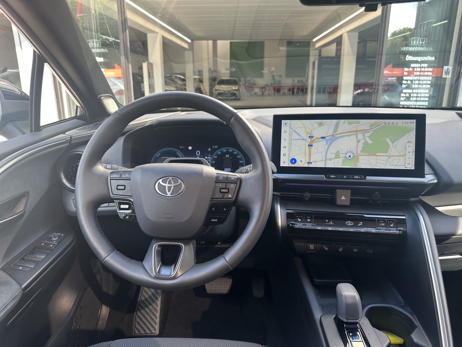 Toyota C-HR 2,0 Hybrid Lounge FWD