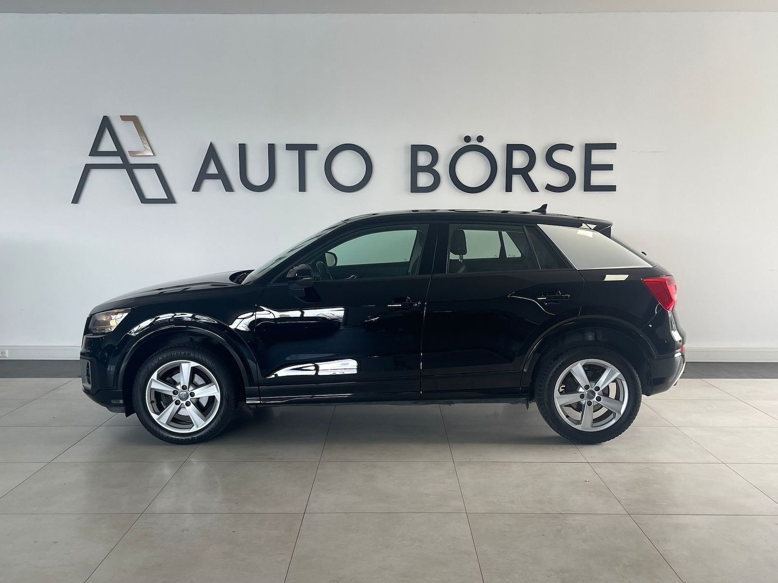 Audi Q2 30 TDI SPORT-ADVANCED - Samsaru's Car Outlet