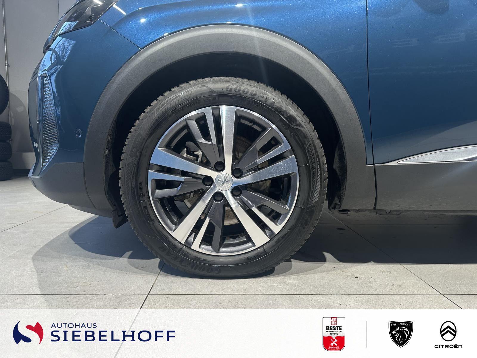 Peugeot 3008 Allure Hybrid 225 e-EAT8