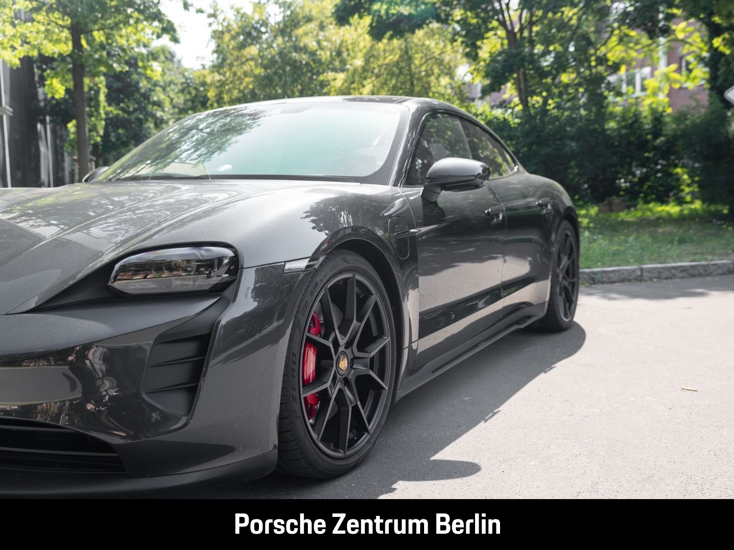 Porsche Taycan GTS HA-Lenkung BOSE 21-Zoll Panoramadach