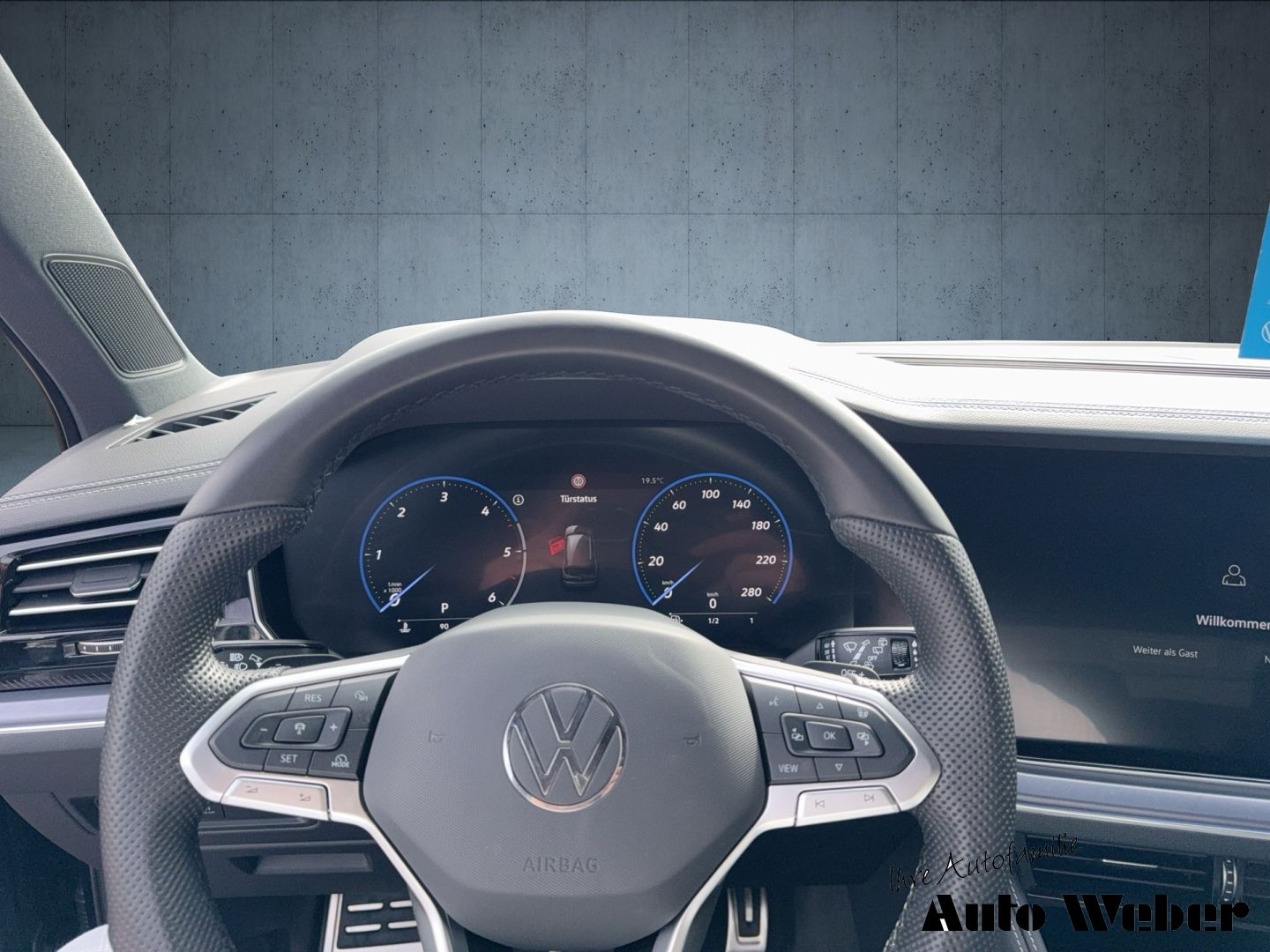 Volkswagen Touareg 3.0TDI R-Line Matrix Luft HUD Keyless AH