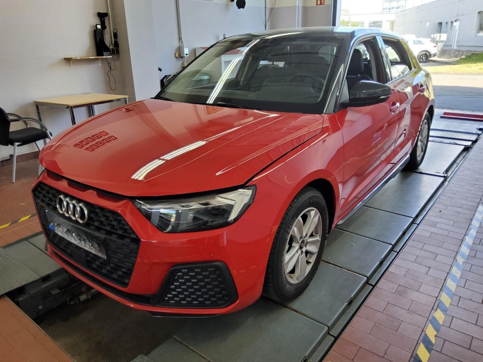 Audi A1 Sportback 30 TFSI - Samsaru's Car Outlet
