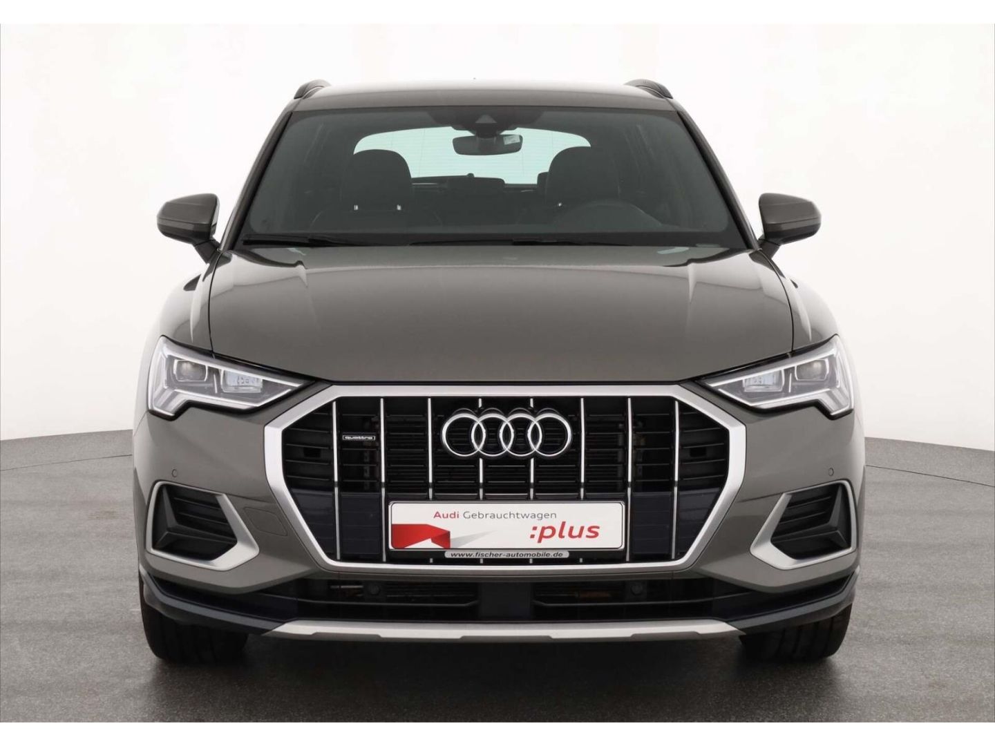 Audi Q3 35 TDI quattro advanced - Samsaru's Car Outlet