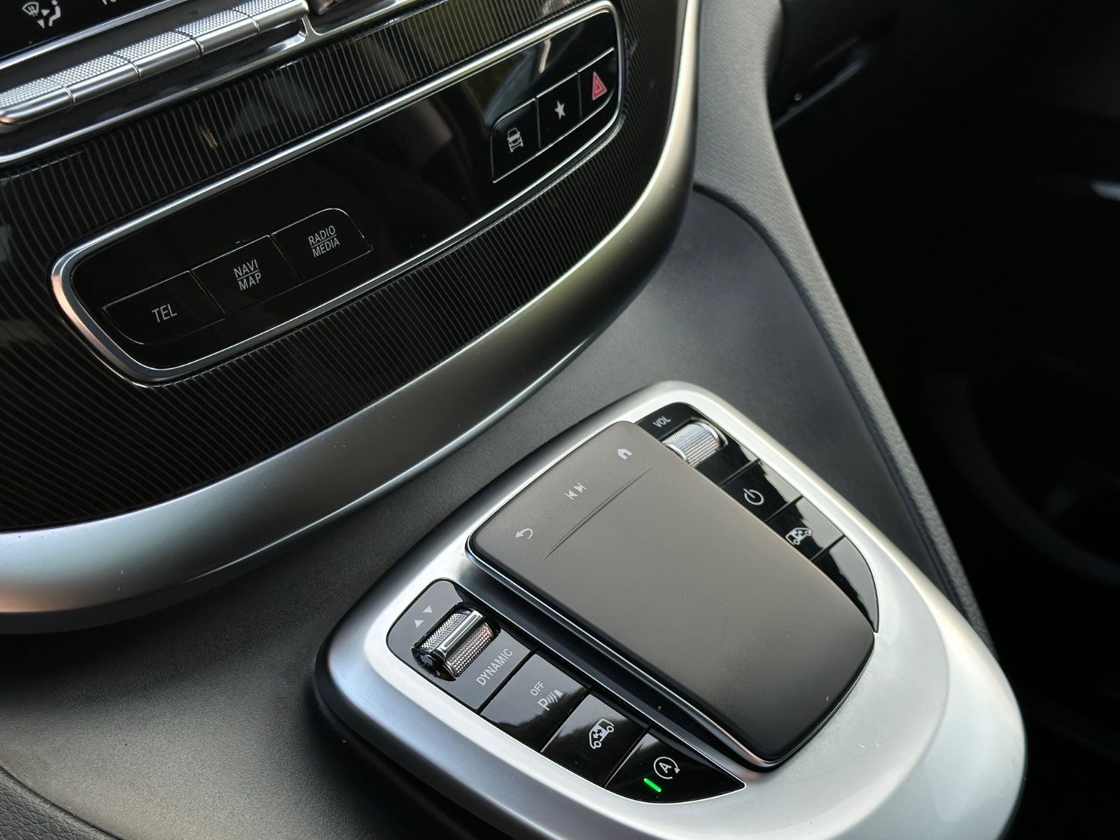 Mercedes-Benz V 300d EDITION Lang - Samsaru's Car Outlet