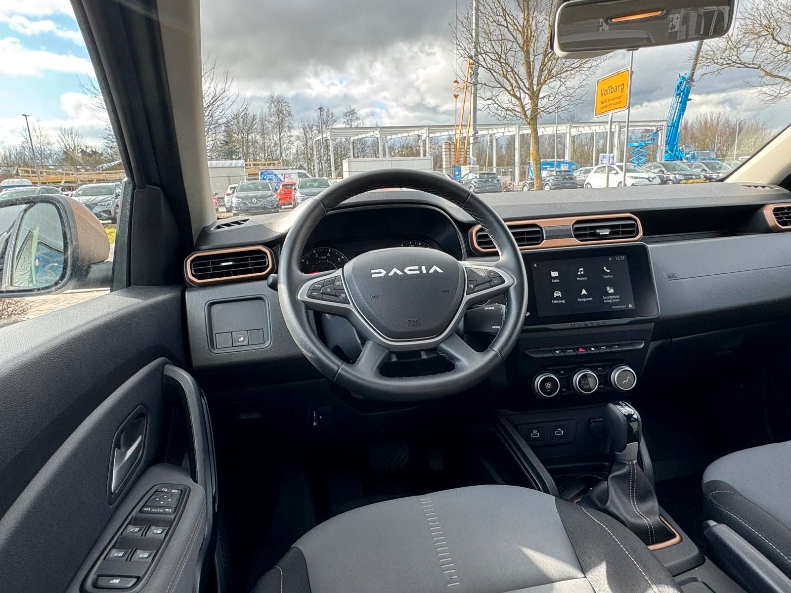 Dacia Duster Extreme TCe 150 EDC - Samsaru's Car Outlet