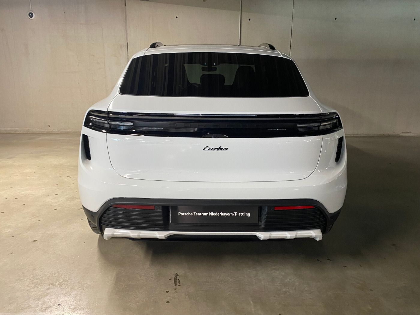 Porsche Macan Turbo | Hinterachslenkung | InnoDrive |