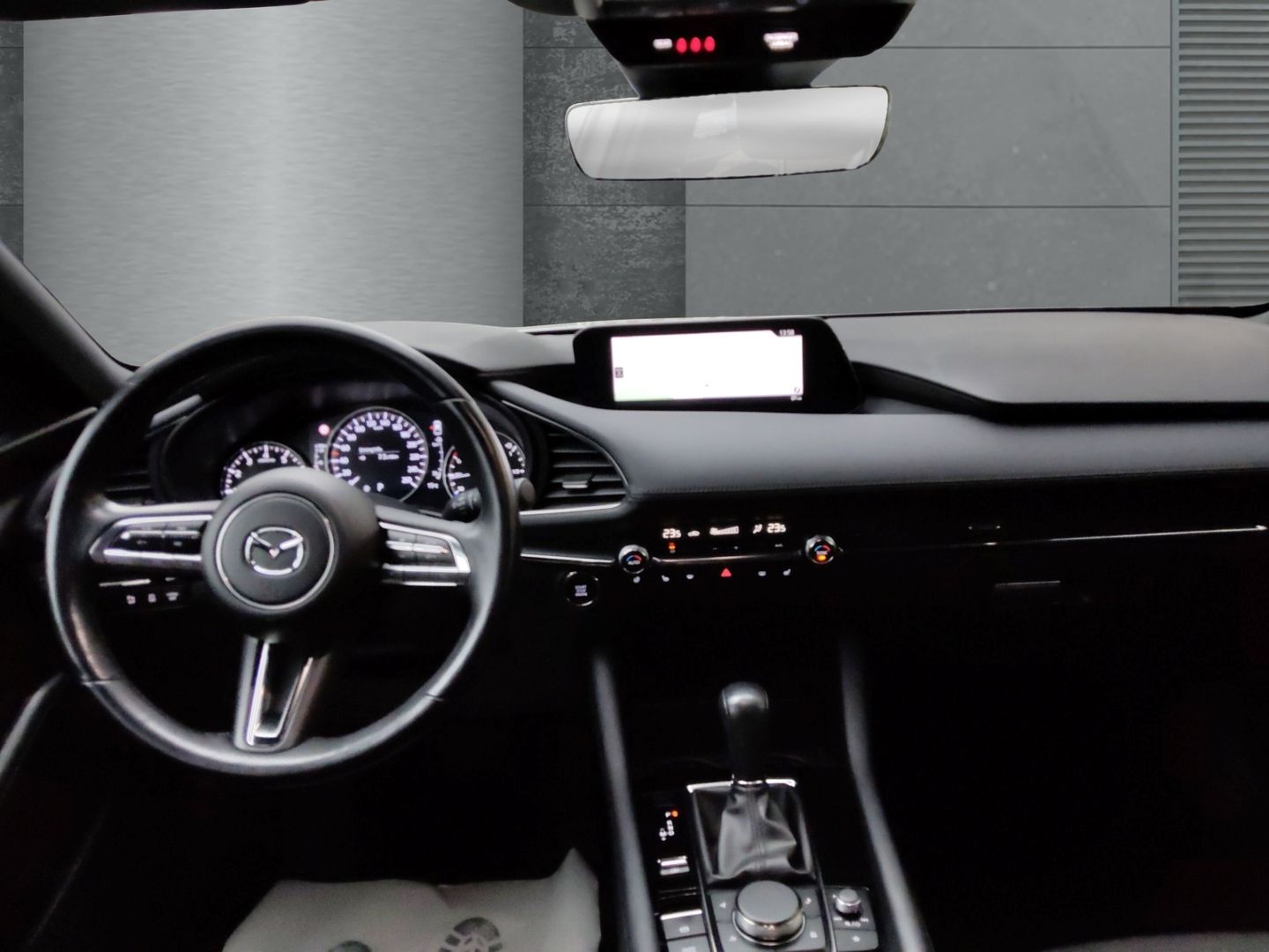 Mazda 3 Selection SKYACTIVE HUD Navi LED Blendfreies F