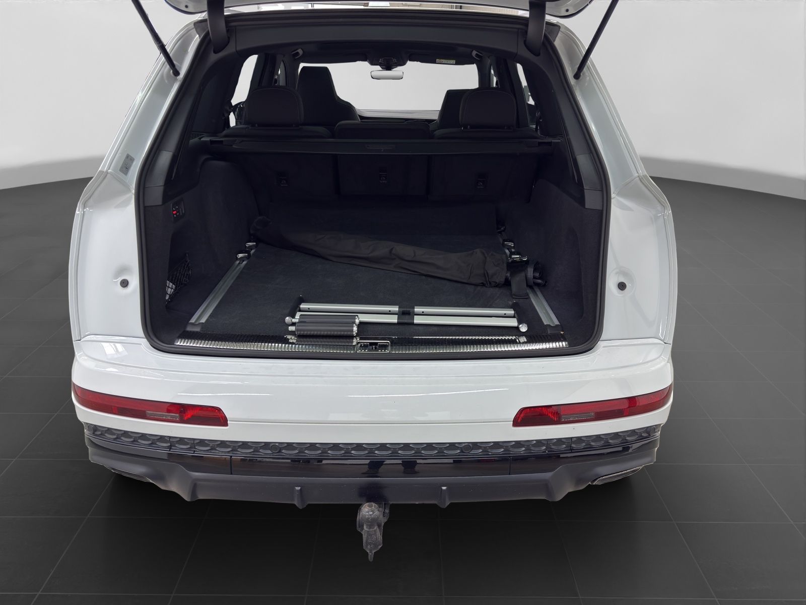 Audi Q7 60 TFSIe Q NP121 LM22 PANO RAUTE HD-MATRIX