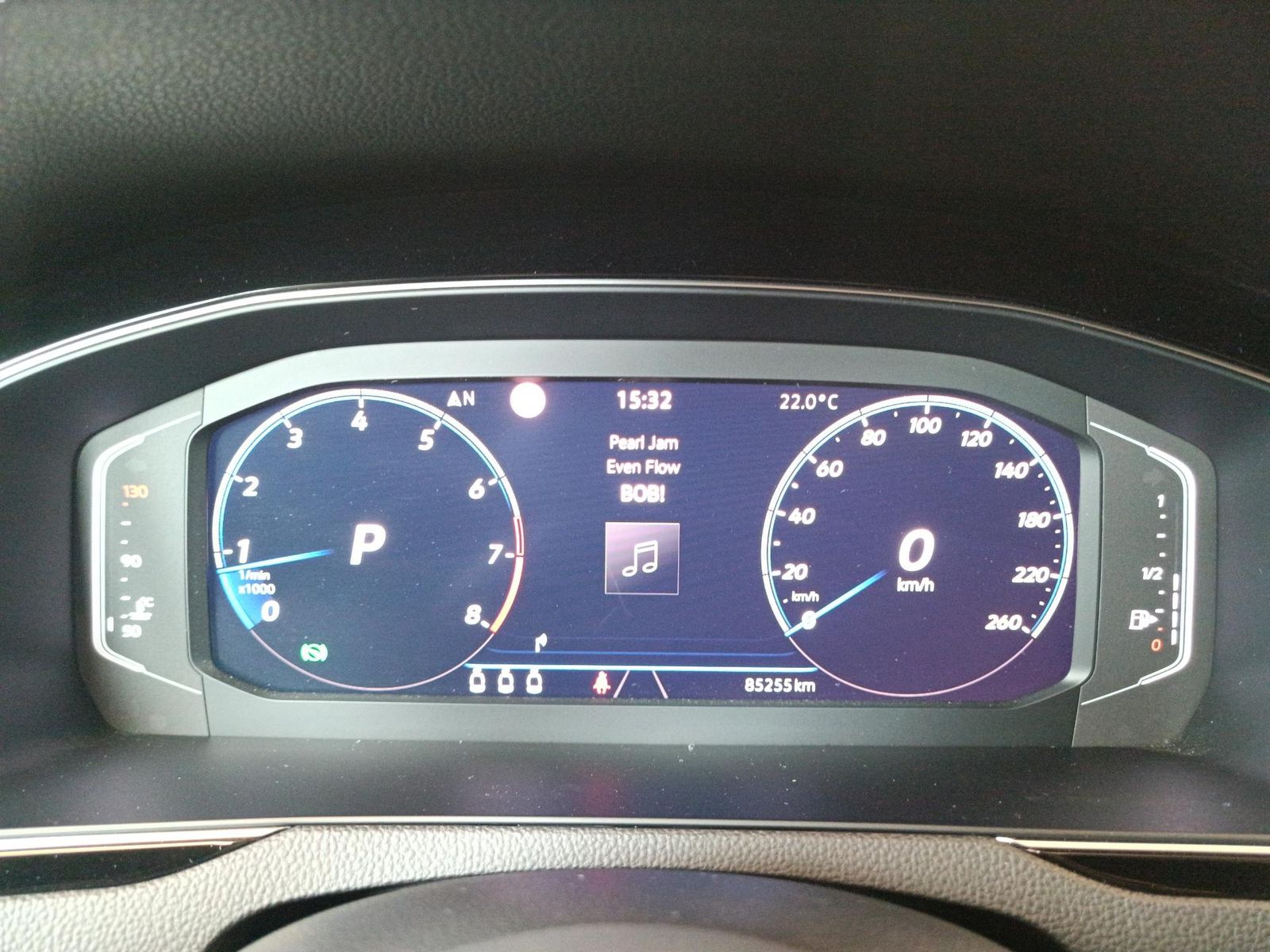 Volkswagen Passat Var. 1.5 TSI Business DSG - Samsaru's Car Outlet