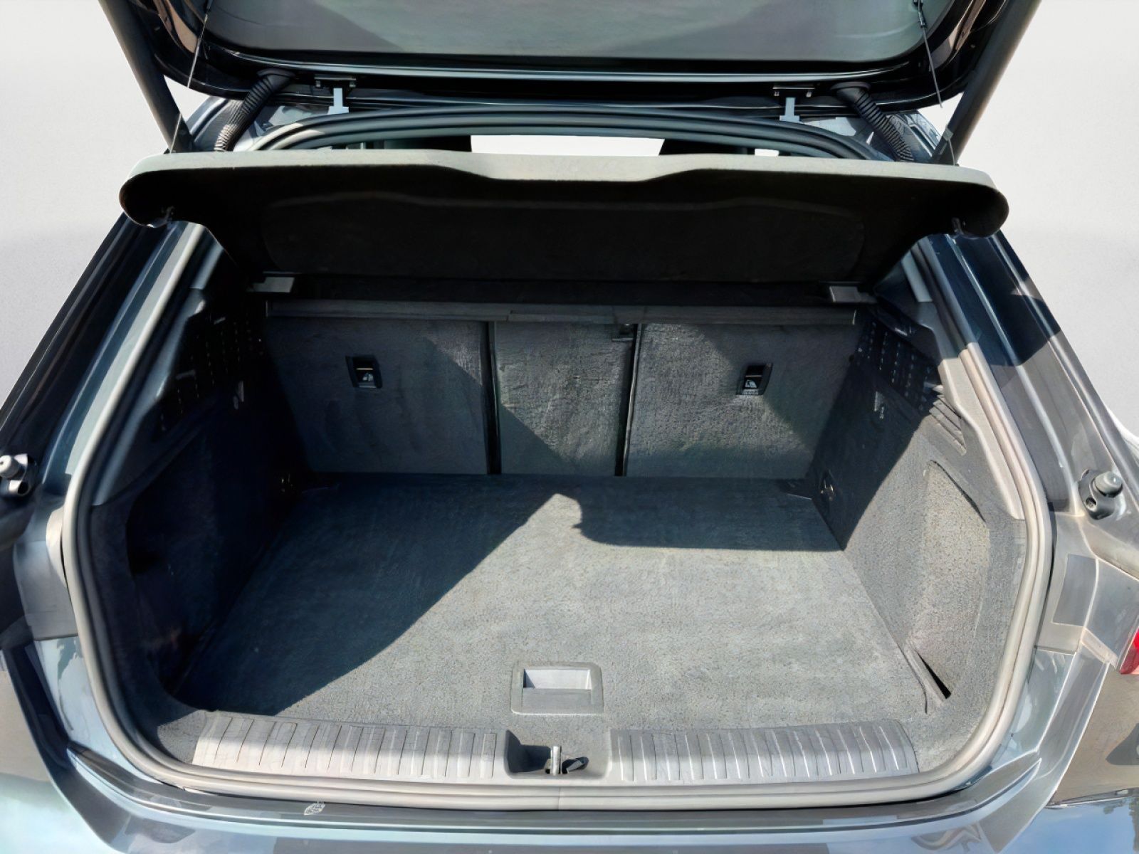 Audi A3 Sportback advanced 2.0 TDI - Samsaru's Car Outlet